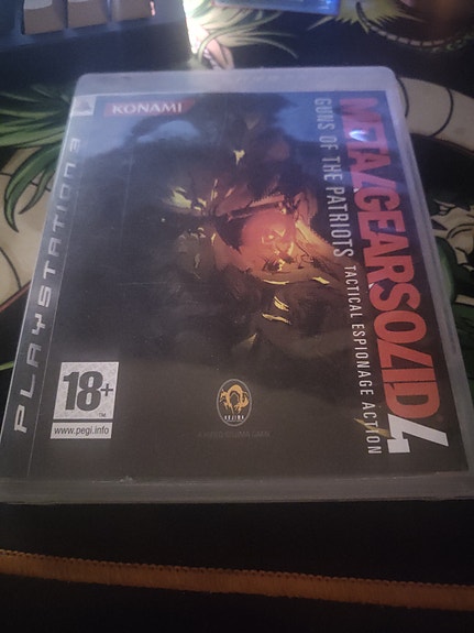 Metal Gear Solid 4 PS3 peli