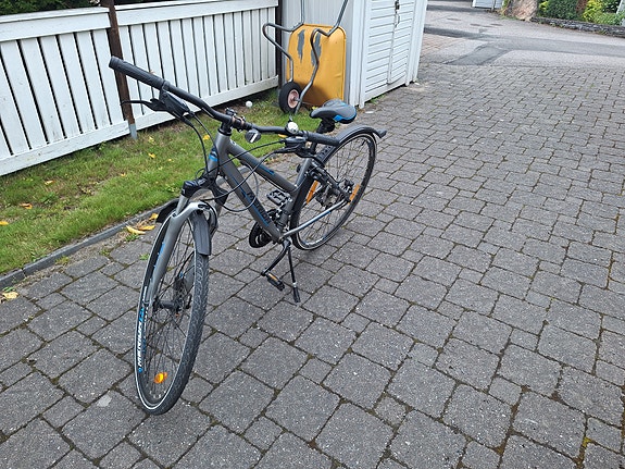 Merida naisten hybridipyörä 28" S harmaa