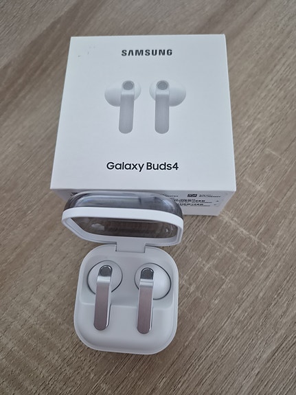 Samsung Galaxy Buds 4