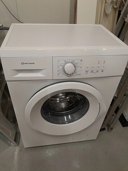 Pesukone pieneen tilaan syvyys 40 edestä täyttö