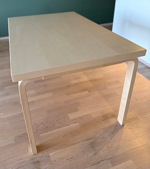 Artek 82B pöytä, koivu