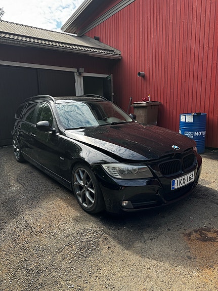 Pureraan BMW E91 lCI 320d