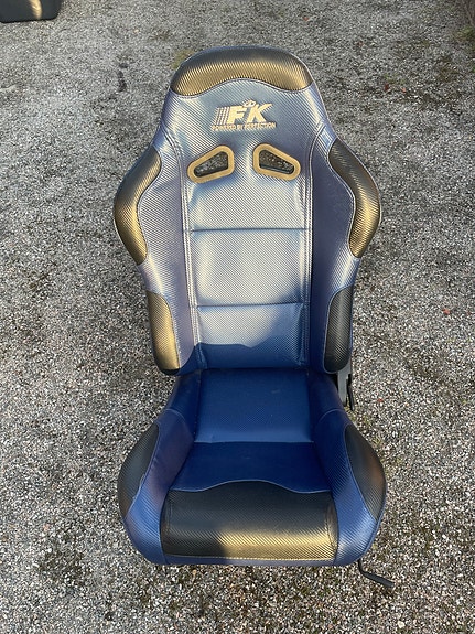 Kippaava sporttipenkki