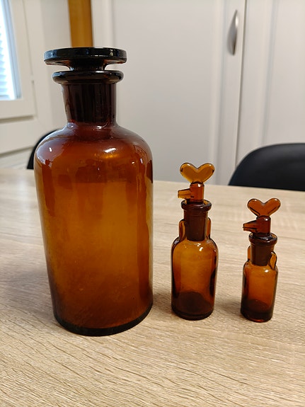 Apteekkarin pullot