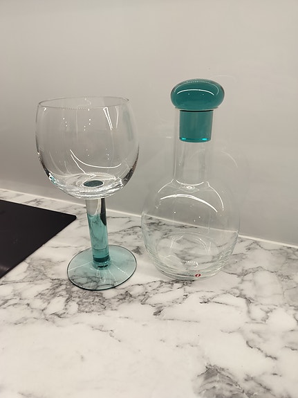 Iittala Mondo viinipokaali ja karahvi