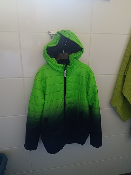 Kevyt toppatakki  134/140 cm