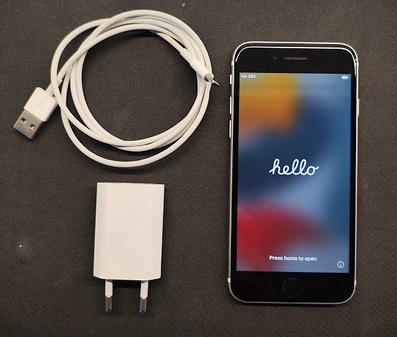 Apple iPhone SE (2-3 gen) älypuhelin 128 GB