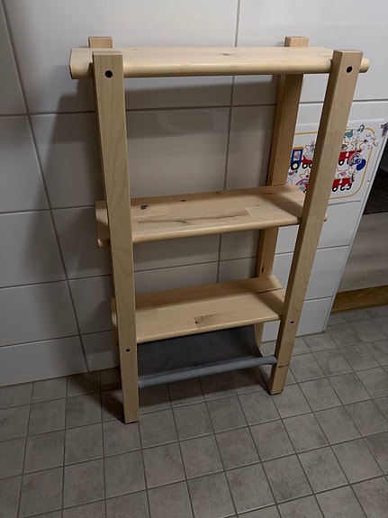 Ikea puinen hylly