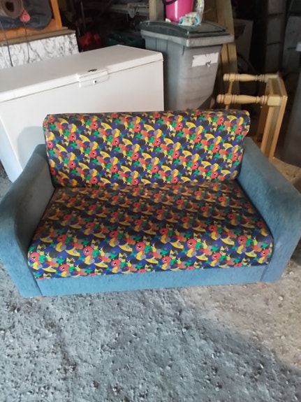 Levitettävä vuodesohva