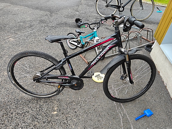 Helkama 26" renkailla