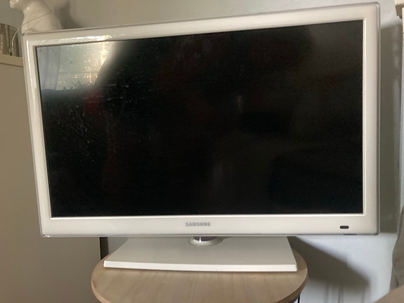Samsung älyTV 26" valkoinen