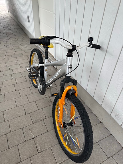 Crescent lasten polkupyörä 20"