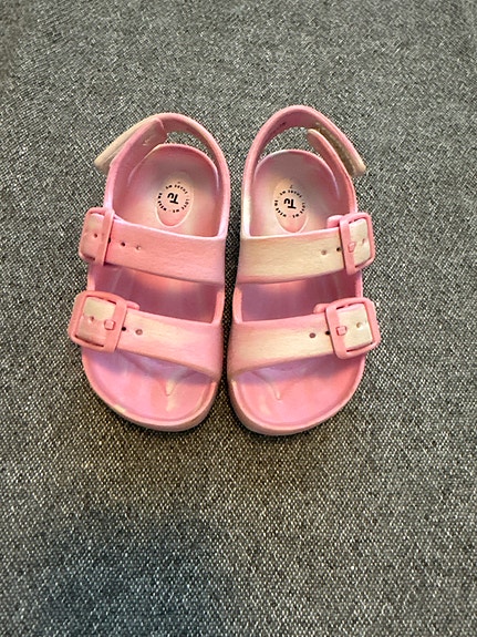 Sandaalit, koko 24