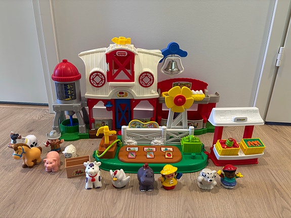 Fisher price little people maatila setti