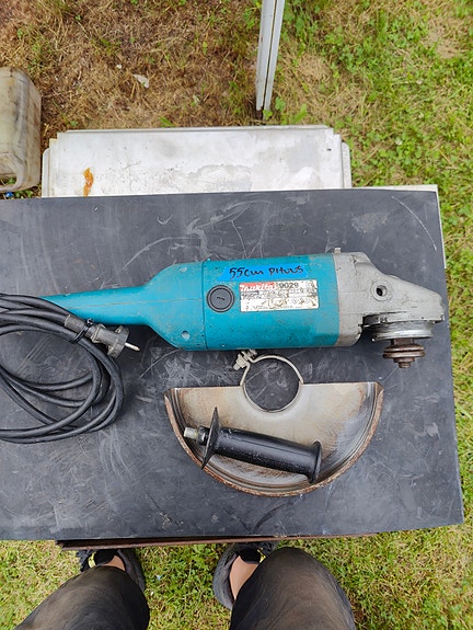 Makita 9029 iso kulmahiomakone+ tarvikkeet