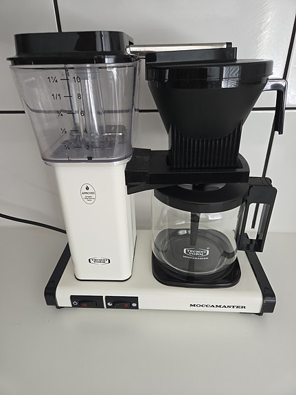 Valkoinen Moccamaster