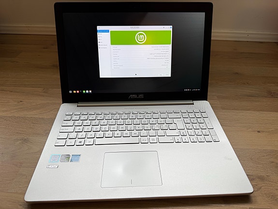 ASUS N501 VW 15,4“ laptop with i7, 16GB RAM, GeForce GTX 960M, 4K Display