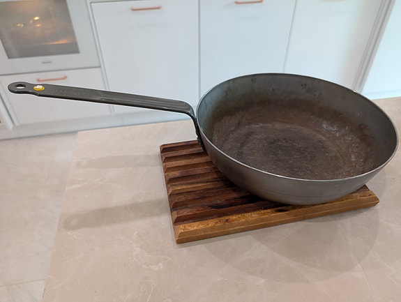 de Buyer 28cm hiiliteräksinen paistokasari
