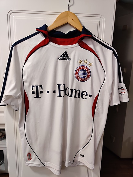 Adidas Bayern München lasten pelipaita koko XL /176 cmvalkoinen