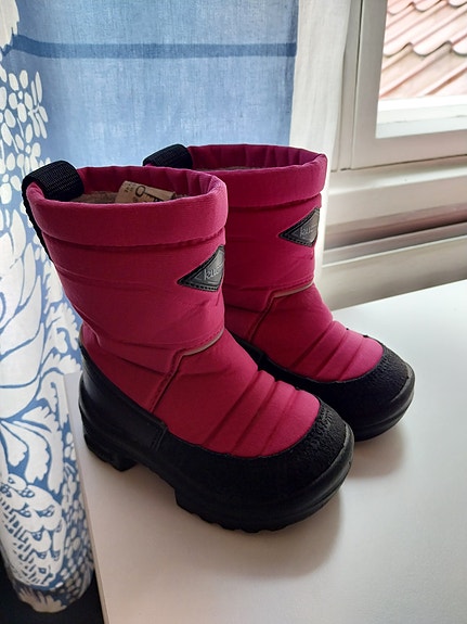Kuoma talvikengät koko 23 pinkki unisex
