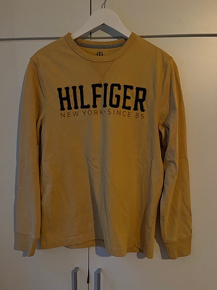 Hilfiger collegepaita koko S