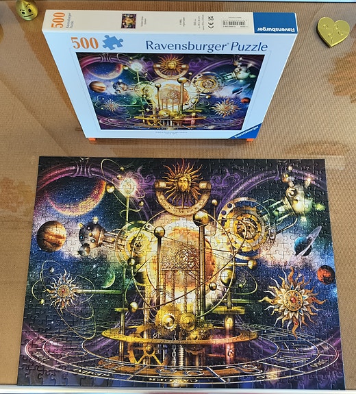 Ravensburger 500 palan palapeli avaruusaiheinen