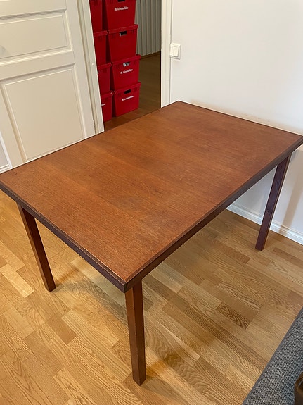 Teak ruokapöytä 60-luvulta