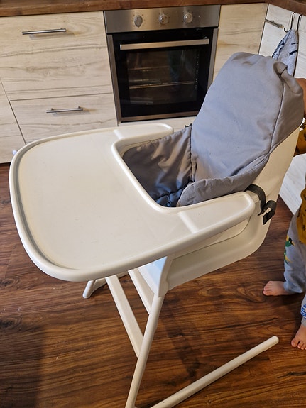 IKEA Langur syöttötuoli valkoinen
