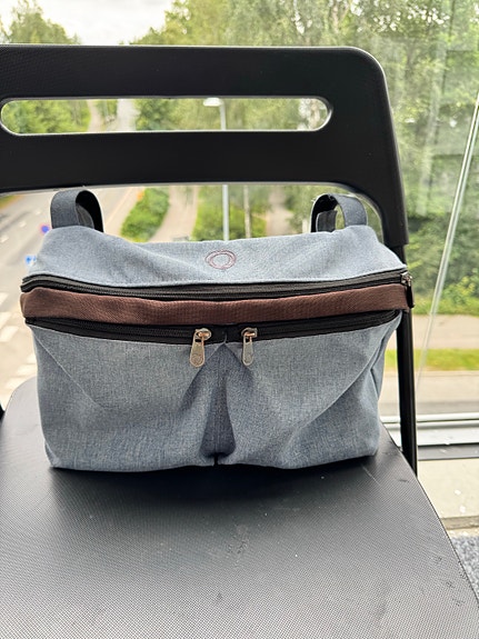 Alkuperäinen Bugaboo Organizer/säilytyslaukku lastenvaunuihin /hoitolaukku