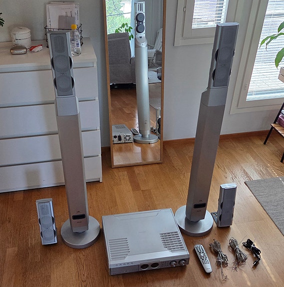 Philips MX5700D kotiteatteri torni kaiuttimilla