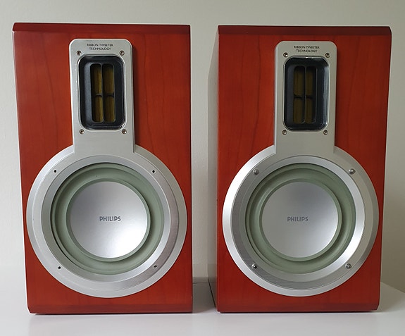 Philips MCD708 kaiutin 2 kpl