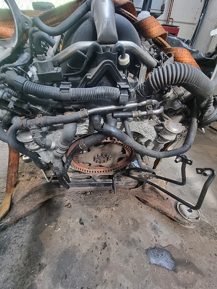 Porsche Cayenne Turbo M48/50 V8 moottori