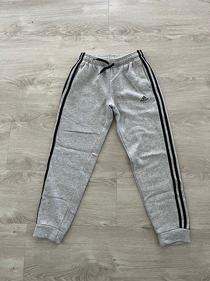 Adidas collegehousut