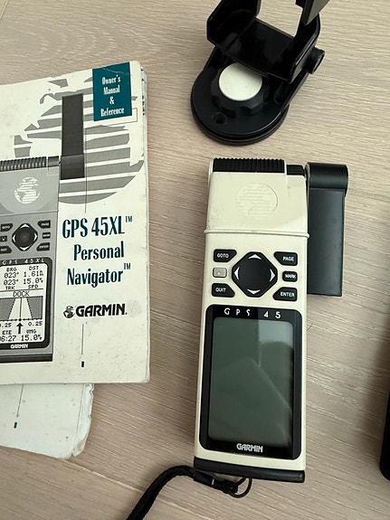Garmin GPS 45 VARATTU