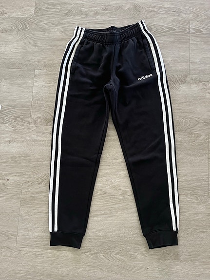 Adidas collegehousut