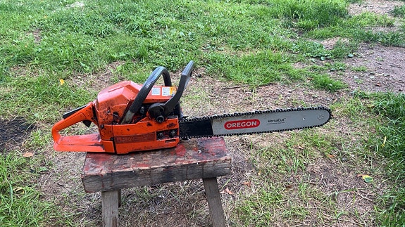 Husqvarna moottorisaha