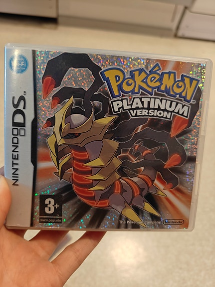 Pokemon Platinum (Käytetty)