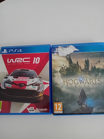 PS4 pelejä