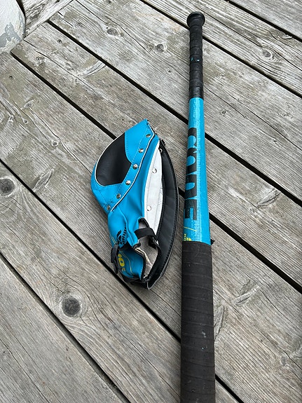 Setti karhu code 100 räpylä ja maila n 80cm