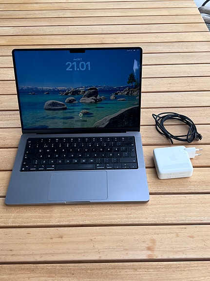 MacBook Pro 14" M1 Pro 2021 32GB RAM/512GB SSD