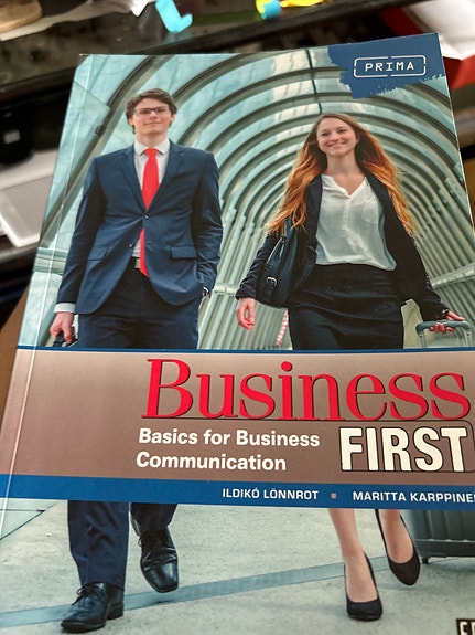 Business First - Basics for Business Communication -oppikirja
