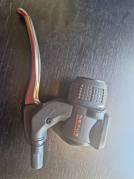 Shimano Nexus 7-vaihdevipu jarrukahvalla