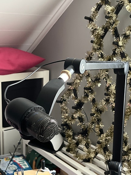 Peli mikrofoni(Logitech g Yeyigaster )