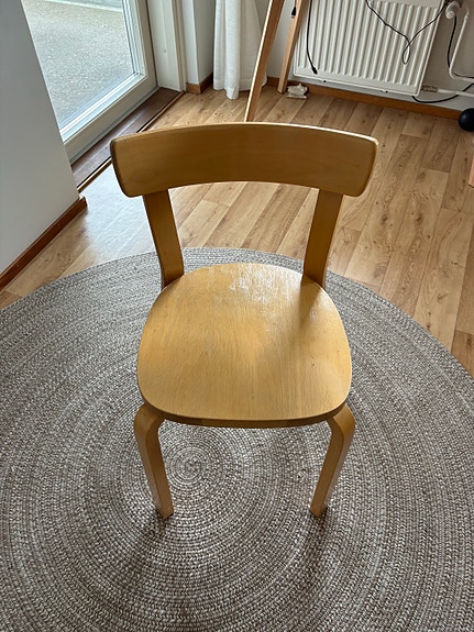Artek Alvar Aalto 69-tuoli