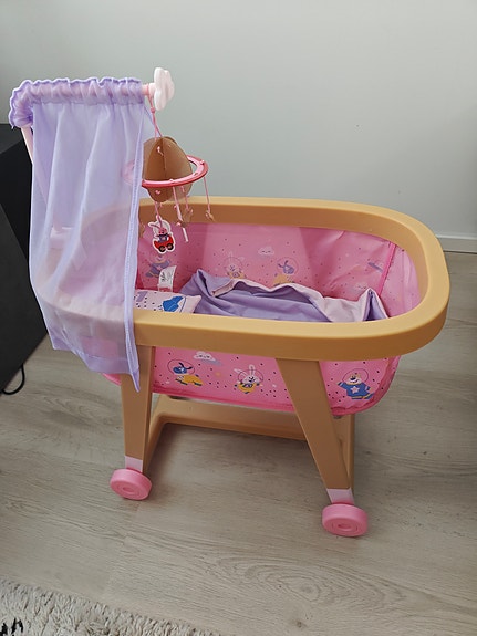 Baby born vauvan sänky