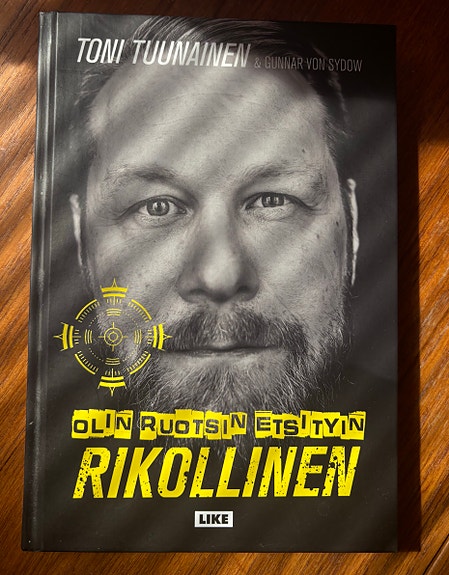Olin Ruotsin etsityin rikollinen -kirja