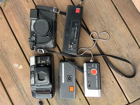 Fujifilm filmikamera & muita vanhoja kameroita