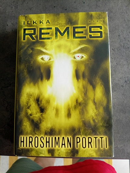Ilkka Remes :"Hiroshiman portti"