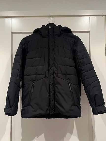 Peak Performance laskettelutakki/ talvitakki kokoa 150cm