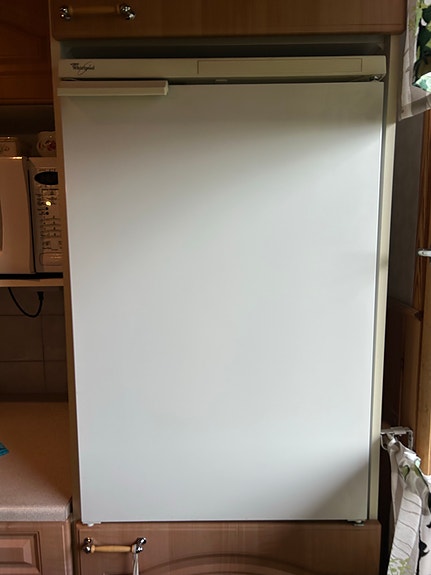 Whirlpool jääkaappi valkoinen